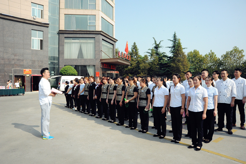 燃燒我的卡路里│迪尼斯開元店成功舉行秋季趣味運(yùn)動會