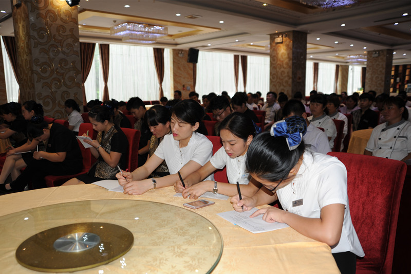 守好酒店“平安符”│走進迪尼斯酒店安全生產月
