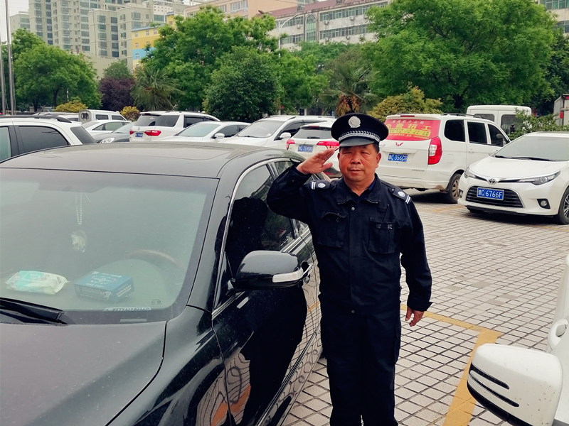 用心服務(wù)!!!!SIMPLE_HTML_DOM__VOKU__PIPE!!!!金字招牌“迪尼斯” 優(yōu)質(zhì)服務(wù)貫始終